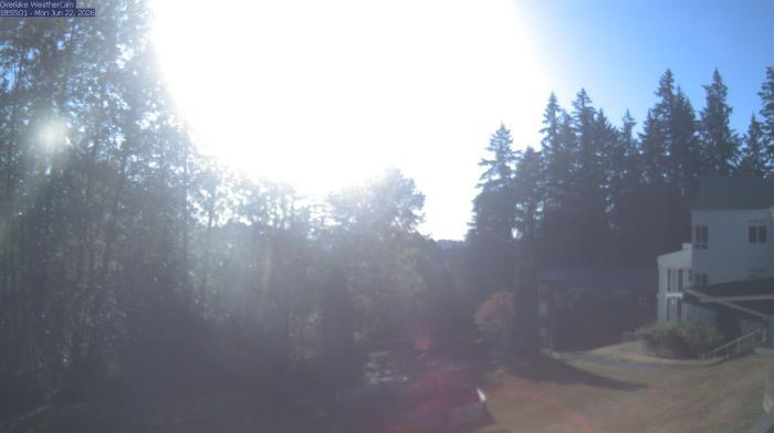 Weather camera view of The Overlake School.