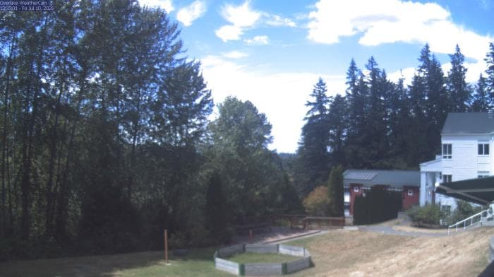 Weather camera view of The Overlake School.
