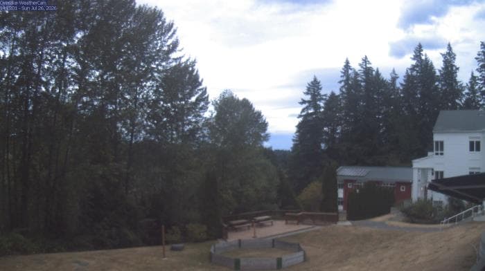 Weather camera view of The Overlake School.