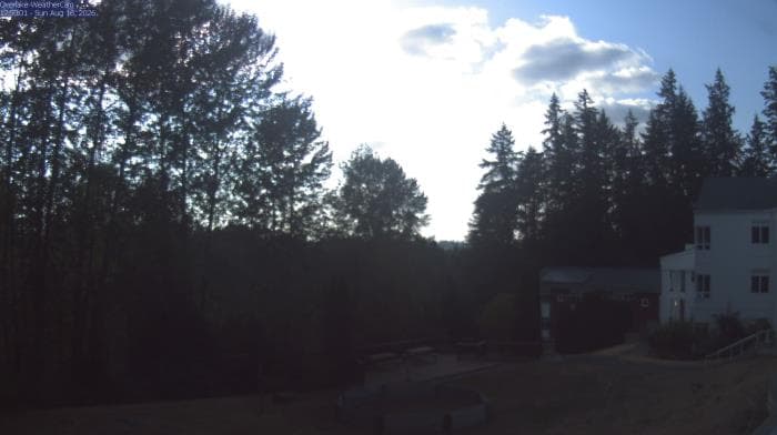 Weather camera view of The Overlake School.