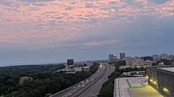 Weather camera view of Reston Station.