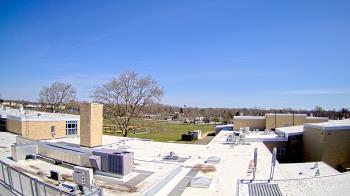 Weather camera view of Riverhead MS.