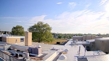 Weather camera view of Riverhead MS.