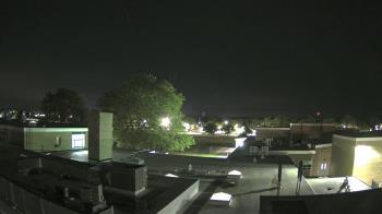 Weather camera view of Riverhead MS.