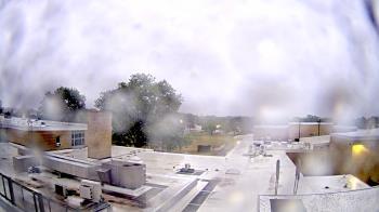 Weather camera view of Riverhead MS.