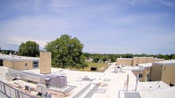 Weather camera view of Riverhead MS.