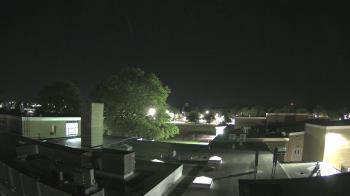Weather camera view of Riverhead MS.