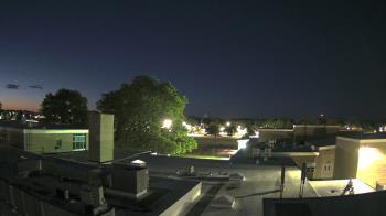 Weather camera view of Riverhead MS.