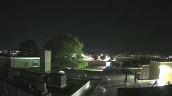Weather camera view of Riverhead MS.