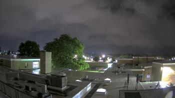 Weather camera view of Riverhead MS.