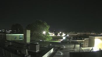 Weather camera view of Riverhead MS.