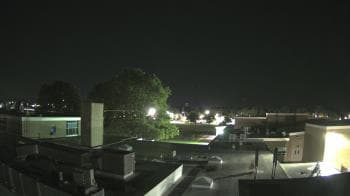 Weather camera view of Riverhead MS.