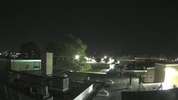 Weather camera view of Riverhead MS.