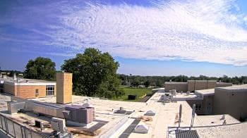 Weather camera view of Riverhead MS.