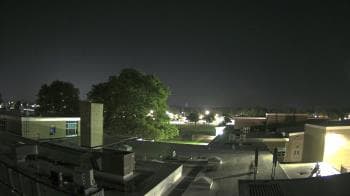 Weather camera view of Riverhead MS.
