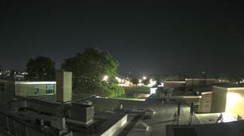 Weather camera view of Riverhead MS.