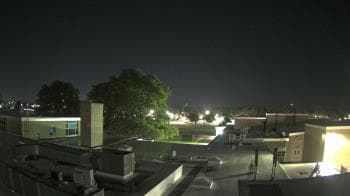 Weather camera view of Riverhead MS.