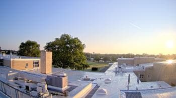 Weather camera view of Riverhead MS.