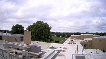 Weather camera view of Riverhead MS.