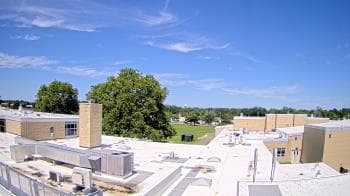 Weather camera view of Riverhead MS.