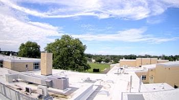 Weather camera view of Riverhead MS.
