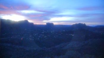 Weather camera view of Aeron Networks - Sedona Airport.
