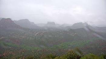 Weather camera view of Aeron Networks - Sedona Airport.