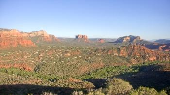 Weather camera view of Aeron Networks - Sedona Airport.