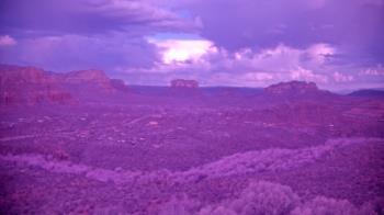 Weather camera view of Aeron Networks - Sedona Airport.