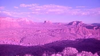 Weather camera view of Aeron Networks - Sedona Airport.