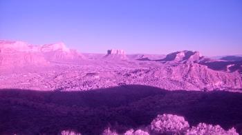 Weather camera view of Aeron Networks - Sedona Airport.
