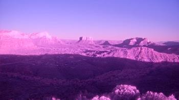 Weather camera view of Aeron Networks - Sedona Airport.