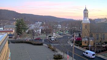 Weather camera view of Village of Suffern.