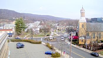 Weather camera view of Village of Suffern.