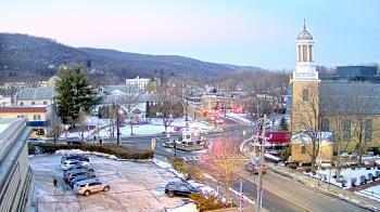 Weather camera view of Village of Suffern.