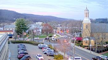 Weather camera view of Village of Suffern.