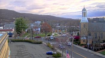 Weather camera view of Village of Suffern.