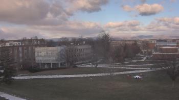 Weather camera view of Shippensburg Univ Of Pennsylvania.