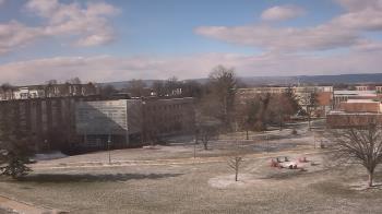 Weather camera view of Shippensburg Univ Of Pennsylvania.