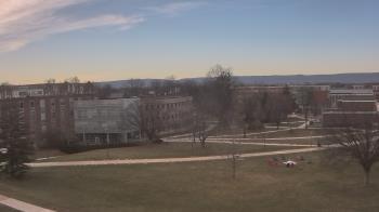 Weather camera view of Shippensburg Univ Of Pennsylvania.