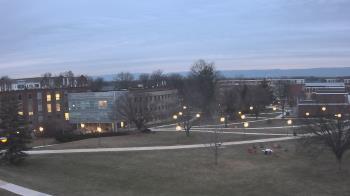 Weather camera view of Shippensburg Univ Of Pennsylvania.