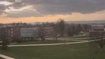 Weather camera view of Shippensburg Univ Of Pennsylvania.