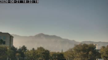 Weather camera view of San Bernardino CA.