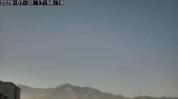 Weather camera view of San Bernardino CA.