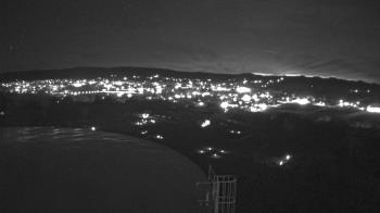 Weather camera view of Round Valley HS 7100 ft elev.