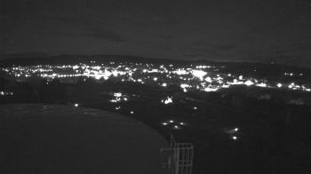 Weather camera view of Round Valley HS 7100 ft elev.