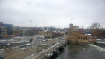 Weather camera view of City of St Charles.