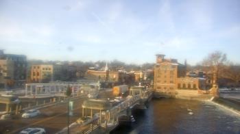 Weather camera view of City of St Charles.