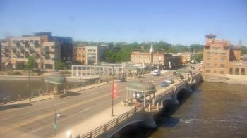 Weather camera view of City of St Charles.