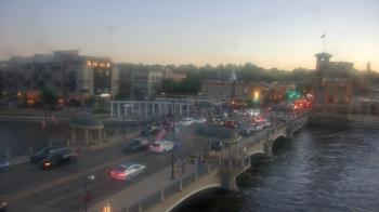 Weather camera view of City of St Charles.